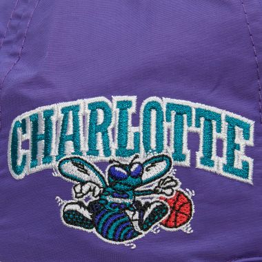 Nylon Szn Deadstock Snapback HWC Charlotte Hornets