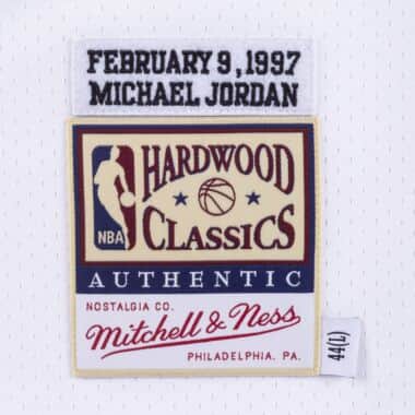 Authentic Jersey Chicago Bulls 1997-98 Michael Jordan