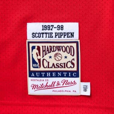 Authentic Jersey Chicago Bulls Road Finals 1997-98 Scottie Pippen