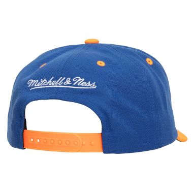 NBA Wavy Pro Snapback Cap New York Knicks