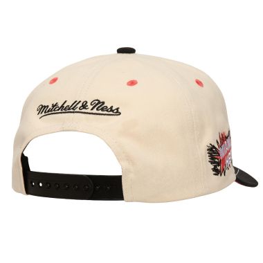 NBA Overspray Pro Snapback Cap Miami Heat