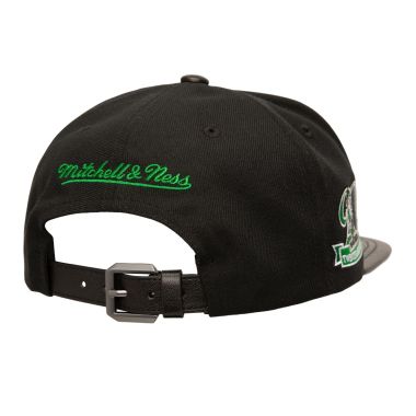 NBA J Leather Strapback Cap Boston Celtics