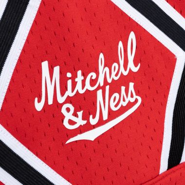 Mitchell & Ness Diamond Script Shorts