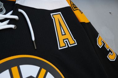 Blue Line Patrice Bergeron Boston Bruins 2010 Jersey