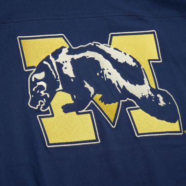 NCAA Heavyweight T-Shirt Vintage Logo University of Michigan
