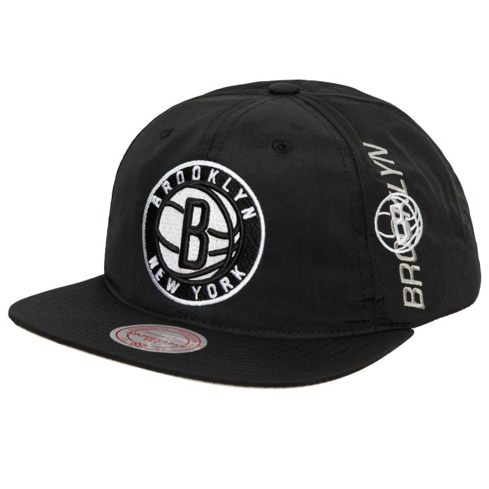 Nylon Szn Deadstock Snapback Brooklyn Nets