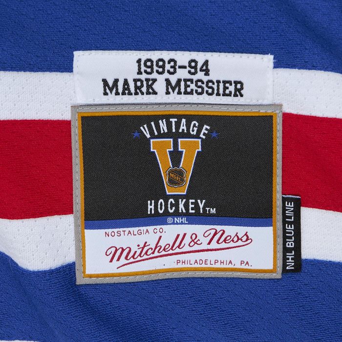 Factory Mark Messier #11, New York Rangers Home Jersey